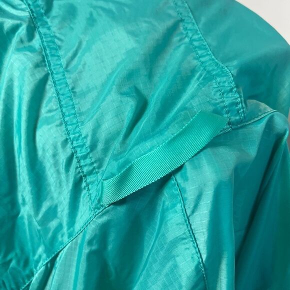 Vintage Patagonia Teal and Blue Kangaroo Pocket Windbreaker - Picture 14 of 14